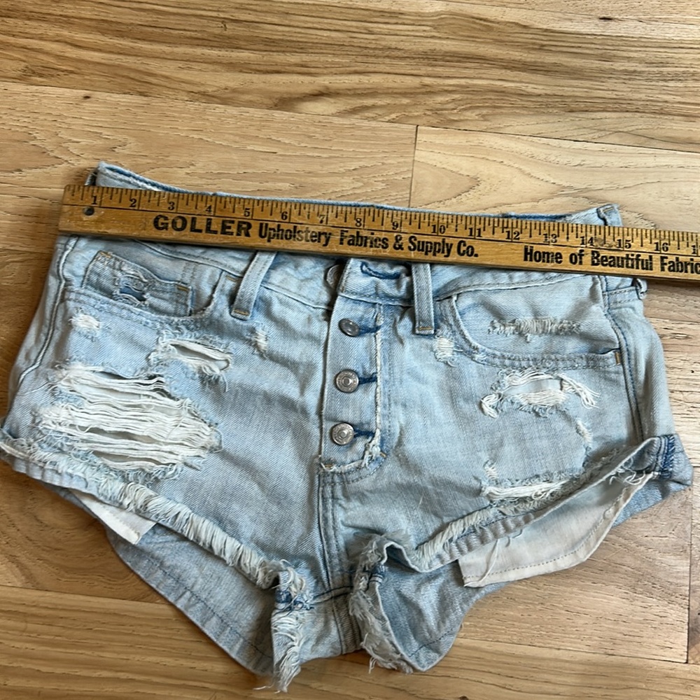 Abercrombie short shorts size 27 - Picture 3 of 6